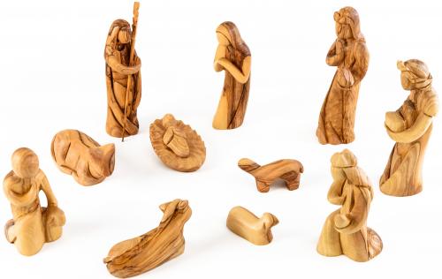 Krippenfiguren aus Olivenholz im modernen Stil